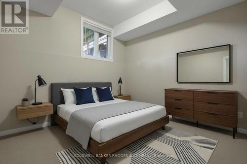 157 Gladeview Private, Ottawa, ON 