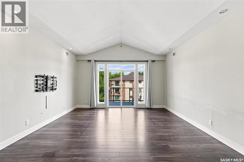 305 721 8Th Street E, Saskatoon, SK 