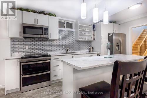LOWER - 524 SIMCOE STREET S , Oshawa, Ontario L1H 4J8 4