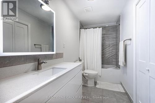 LOWER - 524 SIMCOE STREET S , Oshawa, Ontario L1H 4J8 5