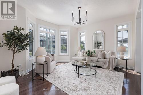 1 Cale Avenue, Clarington, ON 