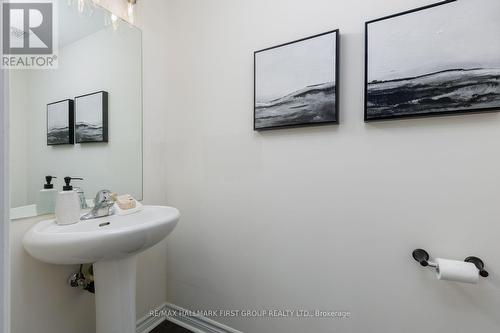 1 Cale Avenue, Clarington, ON 