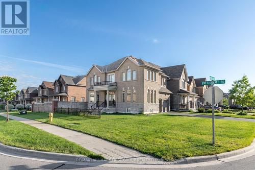 1 Cale Avenue, Clarington, ON 