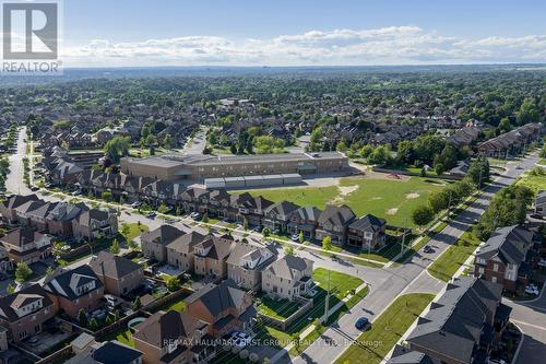 1 Cale Avenue, Clarington, ON 