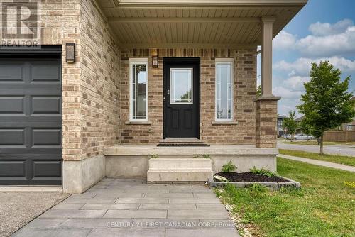 UPPER UNIT - 2023 JUBILEE DRIVE , London North (North E), Ontario N6G 0H7 2