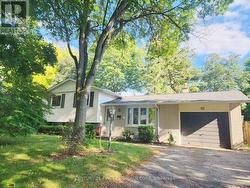 UPPER LEVEL - 711 ALGOMA AVENUE London North (North H), ON N5X 1W4