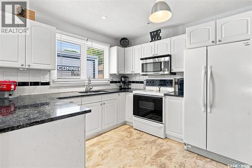 1312 King Crescent, Moose Jaw, SK 