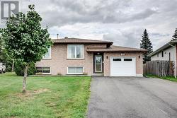 1858 Covewood Crescent  Sudbury, ON P3A 5T1