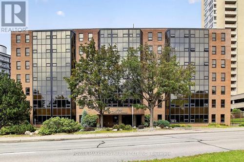 310 - 2019 CARLING AVENUE  Ottawa, ON K2A 4A2