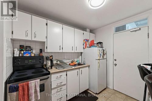 64 Bayswater Avenue, Ottawa, ON 