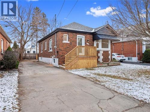 51 WOODBRIDGE Road  Hamilton, ON L8K 3C8