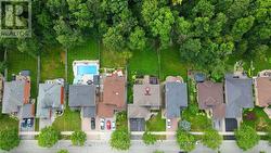 31 CRIMSON RIDGE ROAD Barrie, ON L4N 9R8
