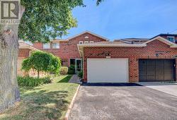 1140 AVONDALE DRIVE  Oakville, ON L6H 5L3