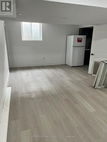 23 ALDENHAM STREET , Brampton, Ontario L6X 5S2 3