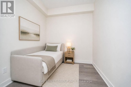 Den/Office - Virtual staged - Bedroom - 2006 - 88 Sheppard Avenue E, Toronto, ON 