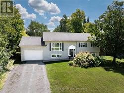 33 CREEK DRIVE  Georgina, ON L0E 1N0