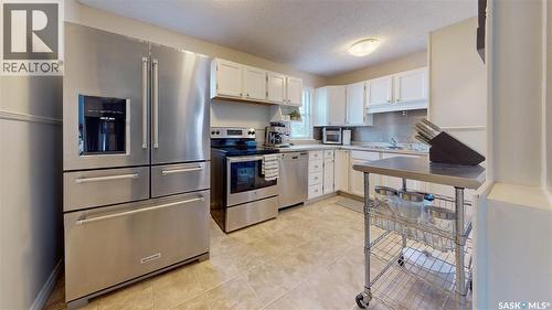 1073 Mcintosh Street, Regina, SK 