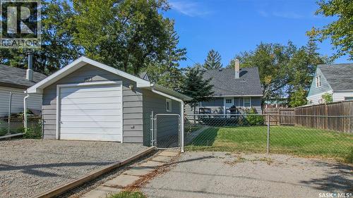 1073 Mcintosh Street, Regina, SK 