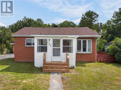 128 First Avenue, Levack, ON 