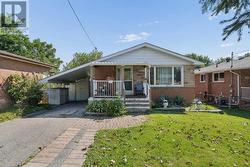 531 HARMONY ROAD S Oshawa, ON L1H 6V4