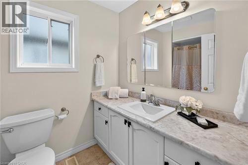 Four Piece Bathroom, Bedroom Level - 83 Morrison Crescent, Grimsby, ON 