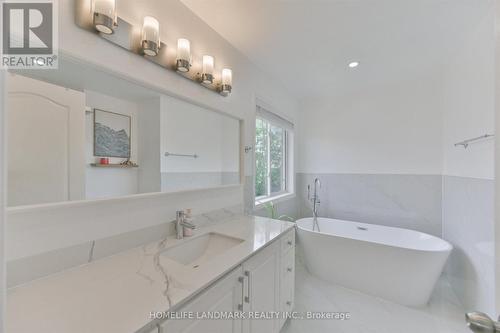 5415 Rochelle Way, Mississauga, ON 