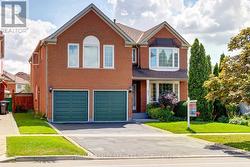 671 PETER ROBERTSON BOULEVARD  Brampton, ON L6R 1L8
