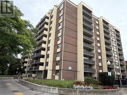 1004 - 5 FRITH ROAD Toronto, ON M3N 2L5