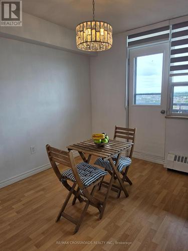 Dining - 1004 - 5 Frith Road, Toronto, ON 