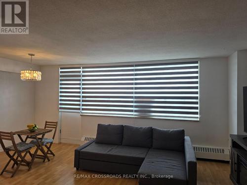 Living and Dining Room - 1004 - 5 Frith Road, Toronto, ON 