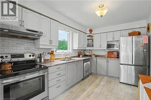 17 Bush Clover Crescent, Kitchener, ON 