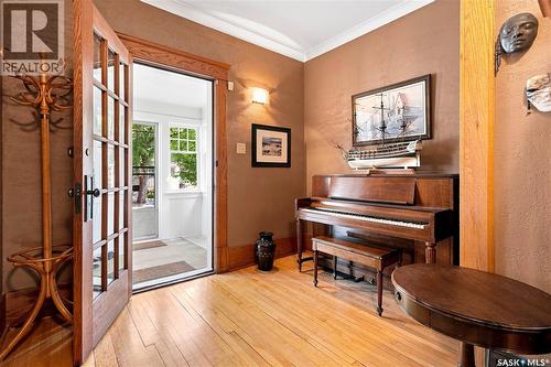 2274 Elphinstone Street, Regina, SK 