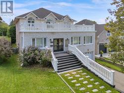 109 ELIZABETH STREET  Oshawa (Mclaughlin), ON L1J 8H3
