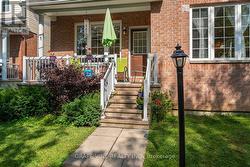 319 PARKIN CIRCLE  Ottawa, ON K1T 4G6