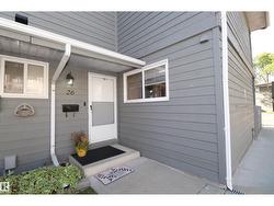 #26 4610 17 AV NW  Edmonton, AB T6L 5T1