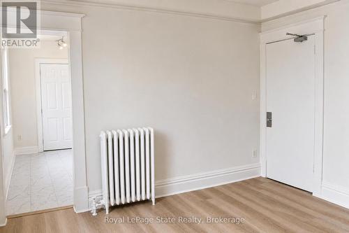 56 WENTWORTH STREET N , Hamilton (Gibson), Ontario L8L 5V4 4