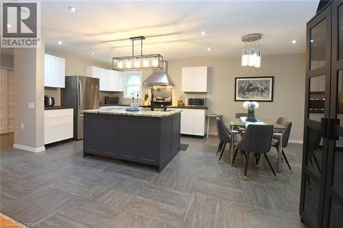 949 Upper Paradise Road, Hamilton, ON 