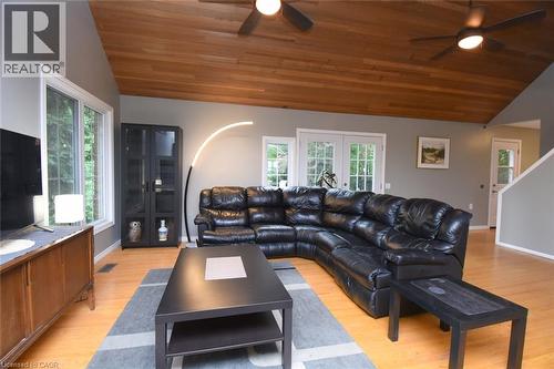 949 Upper Paradise Road, Hamilton, ON 