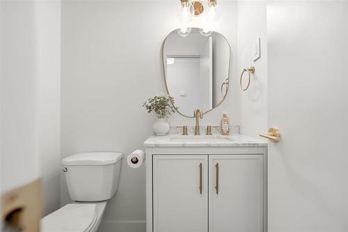 2 Pc Bath on main floor - 122 Costello Drive, Winnipeg, MB 