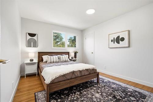Bedroom - 122 Costello Drive, Winnipeg, MB 