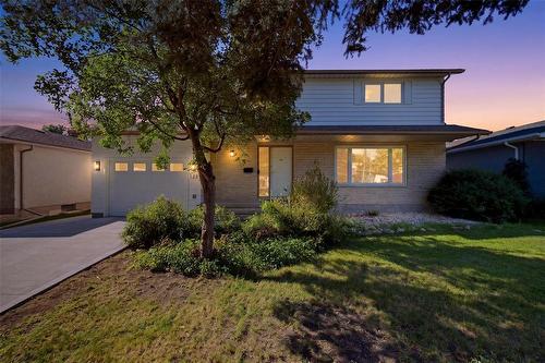 122 Costello Drive, Winnipeg, MB 