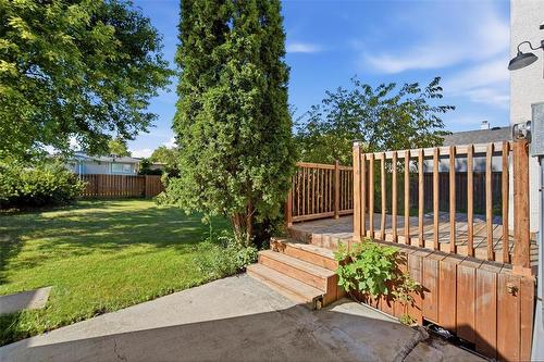 Backyard - 122 Costello Drive, Winnipeg, MB 