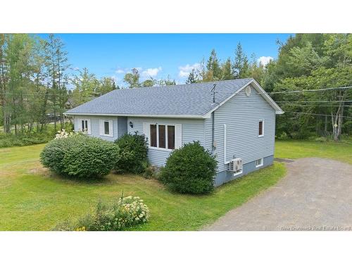 96 Zack Rd, Berry Mills, NB 