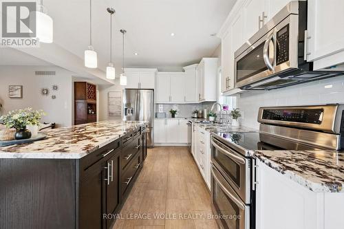 941 Eden Oak Court, Kitchener, ON 