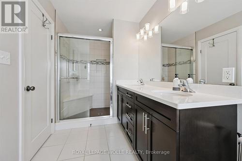 941 Eden Oak Court, Kitchener, ON 