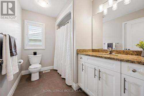 941 Eden Oak Court, Kitchener, ON 