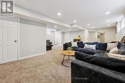 941 Eden Oak Court, Kitchener, ON 