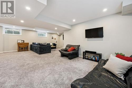 941 Eden Oak Court, Kitchener, ON 