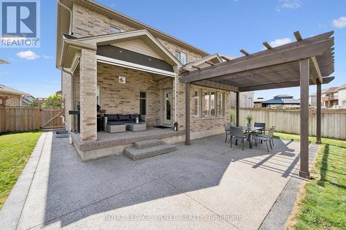 941 Eden Oak Court, Kitchener, ON 