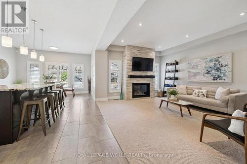 941 Eden Oak Court, Kitchener, ON 